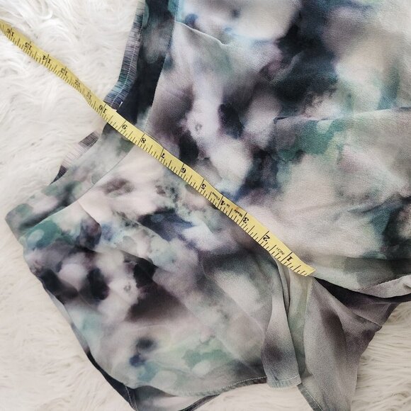 NIQUE 100% Silk Elastic Waist Shorts Size 10 (fits Small) Water color‎ Lined - Picture 8 of 12